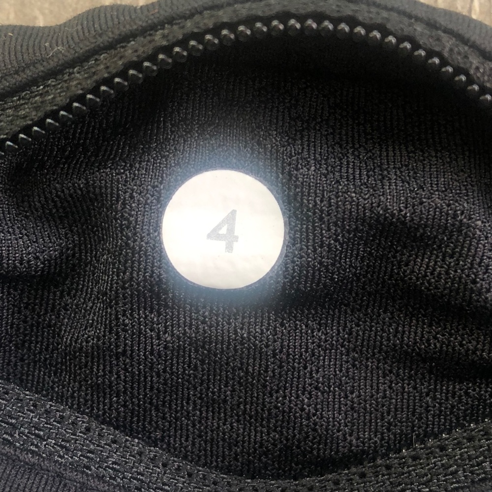 Lululemon Speed Short - Picture 5 of 6